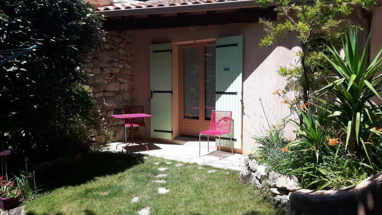 Louminai Bed & Breakfast Donzere Exterior photo